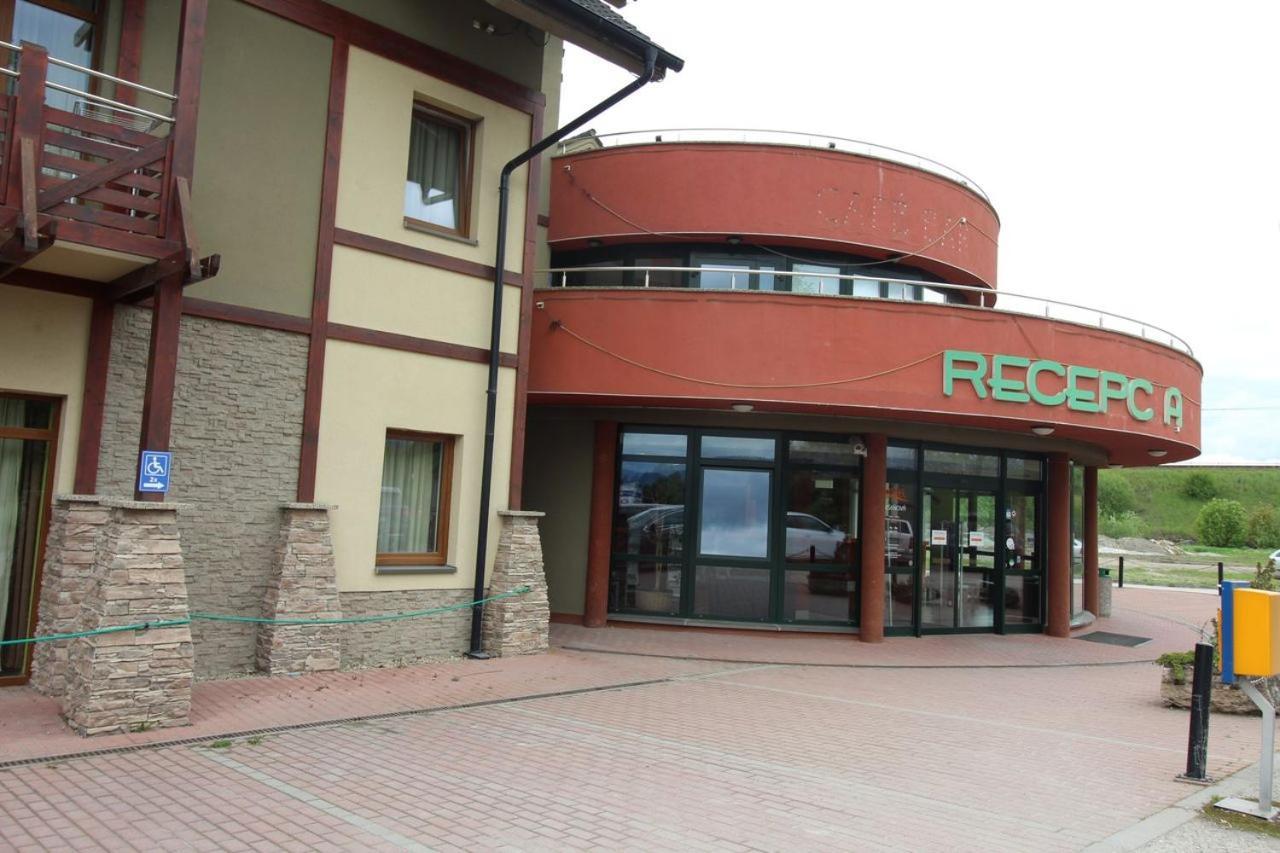 Apartman Sienna Bešeňová Buitenkant foto