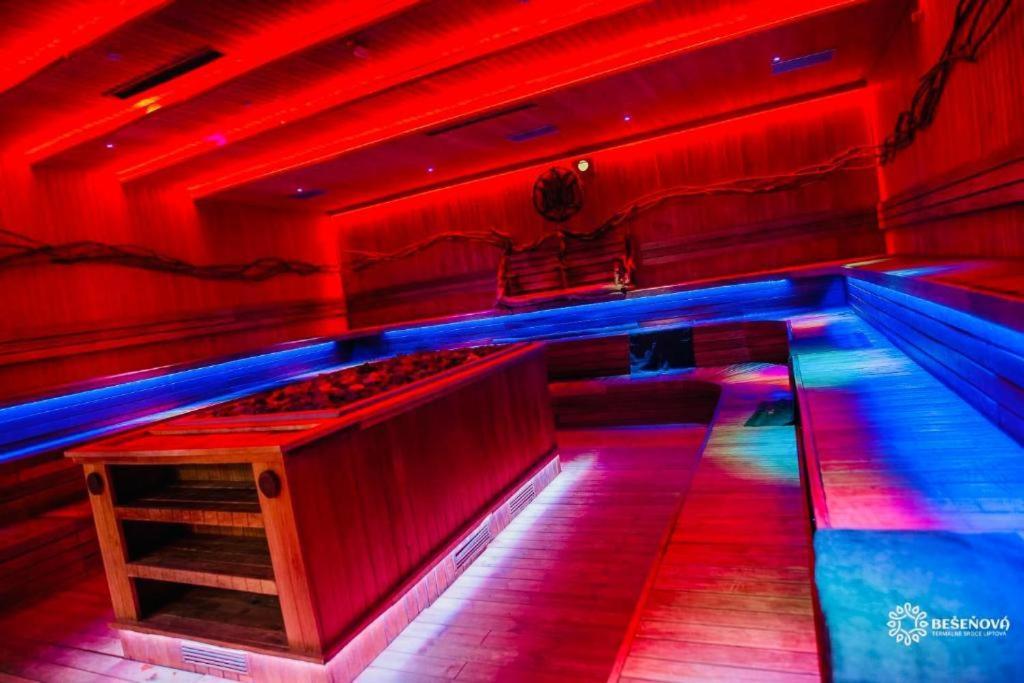 Apartman Sienna Bešeňová Buitenkant foto